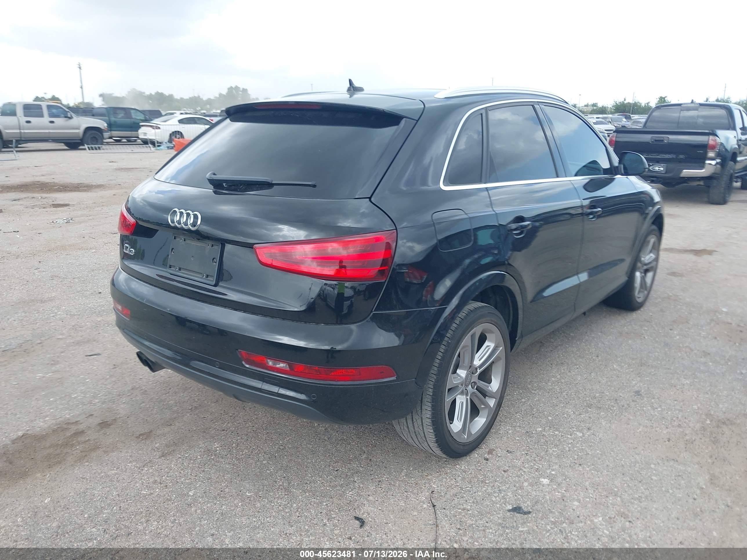 2015 Audi Q3 2.0t Premium Plus Black vin: WA1BFCFS3FR002549