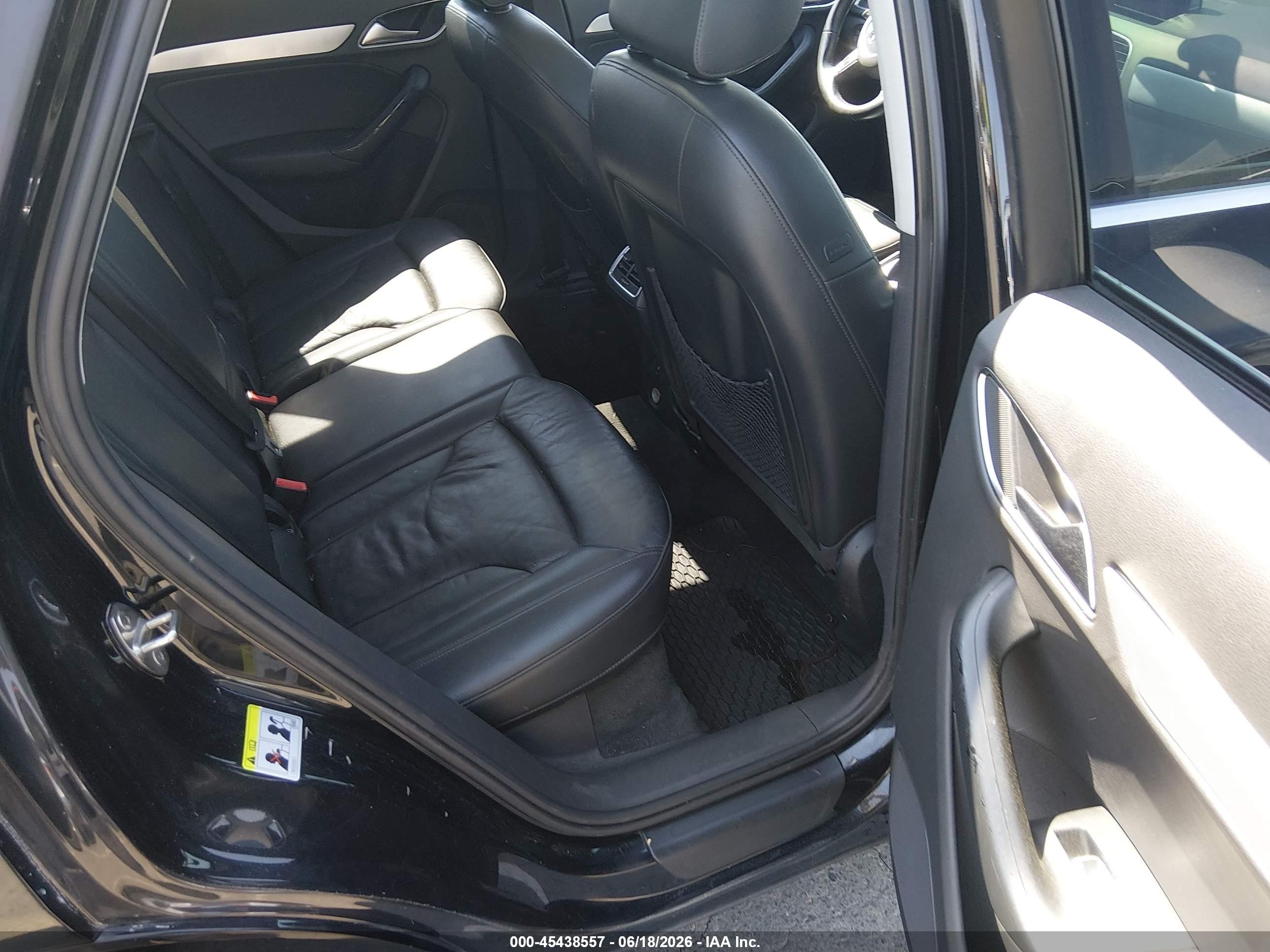 2015 Audi Q3 2.0t Premium Plus Black vin: WA1BFCFS4FR011938