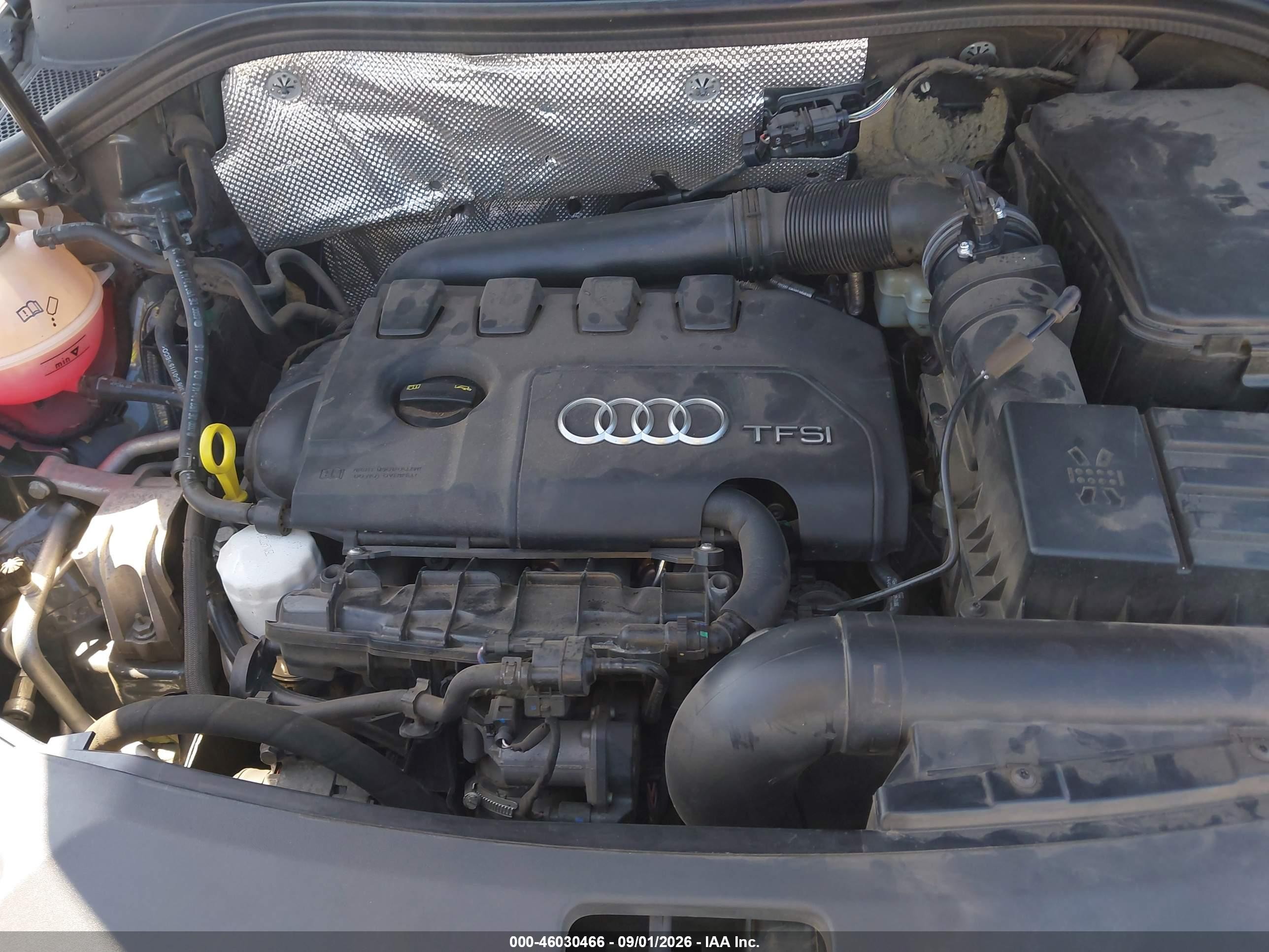 2015 Audi Q3 2.0t Premium Plus Gray vin: WA1BFCFS6FR013352