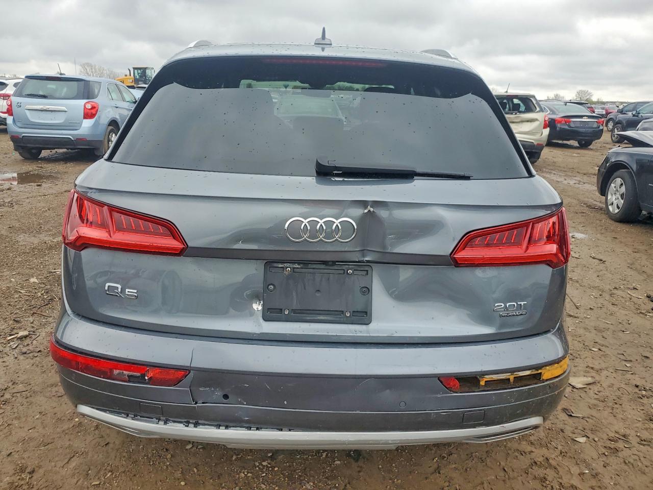2018 Audi Q5 Premium Plus Gray vin: WA1BNAFY0J2238024