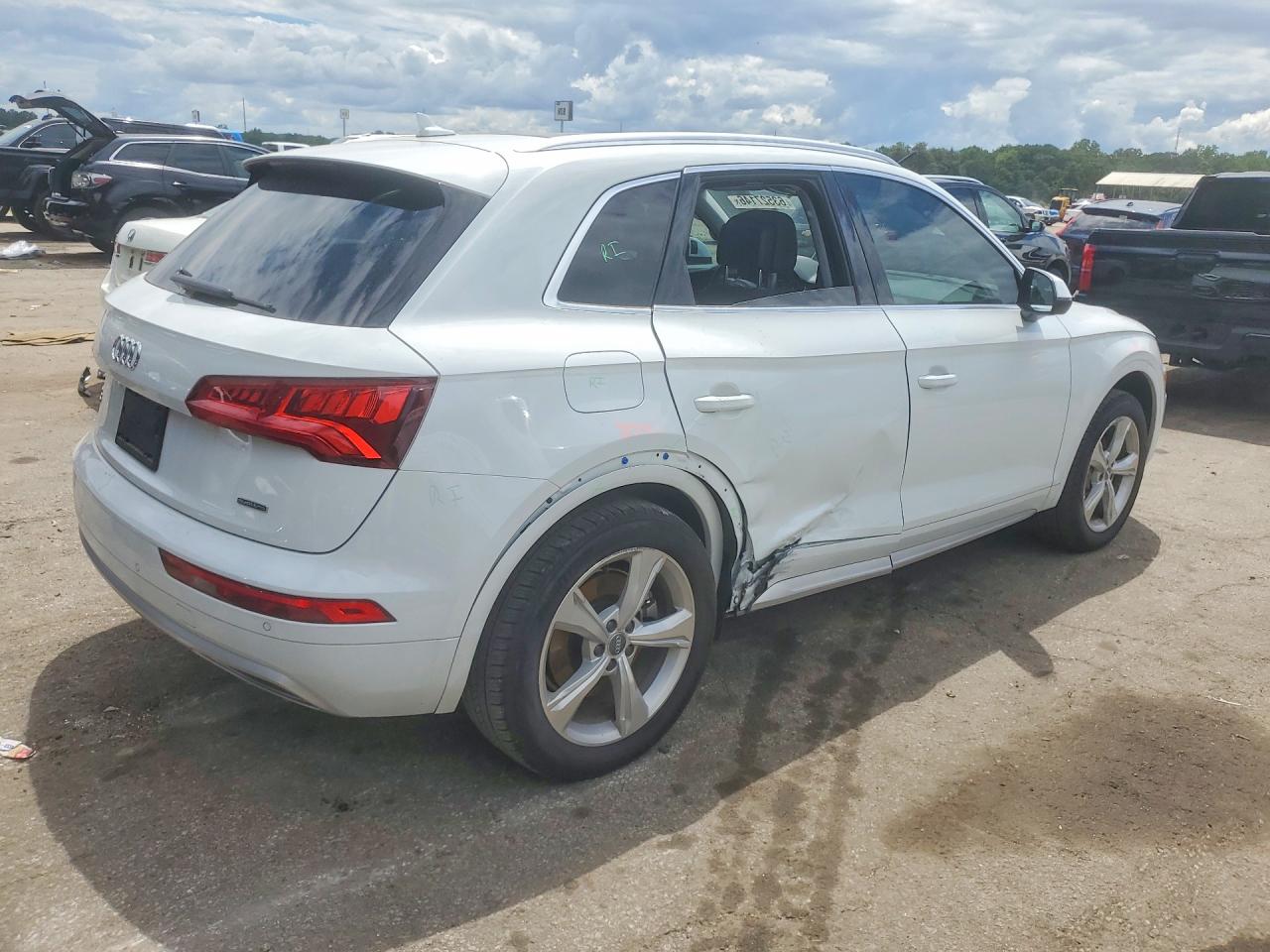 2020 Audi Q5 Premium Plus Белый vin: WA1BNAFY0L2108053