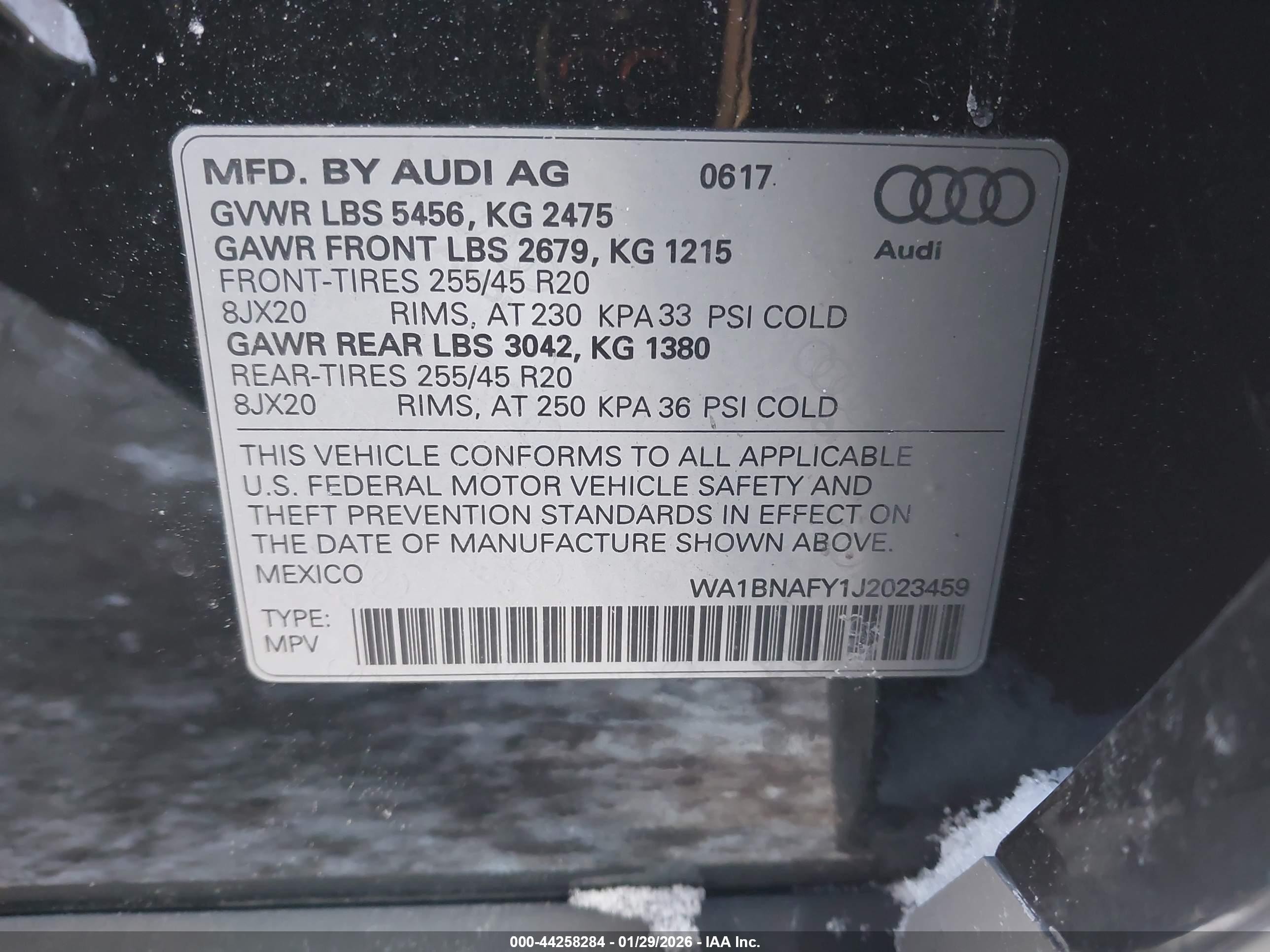 2018 Audi Q5 2.0t Premium/2.0t Tech Premium Черный vin: WA1BNAFY1J2023459