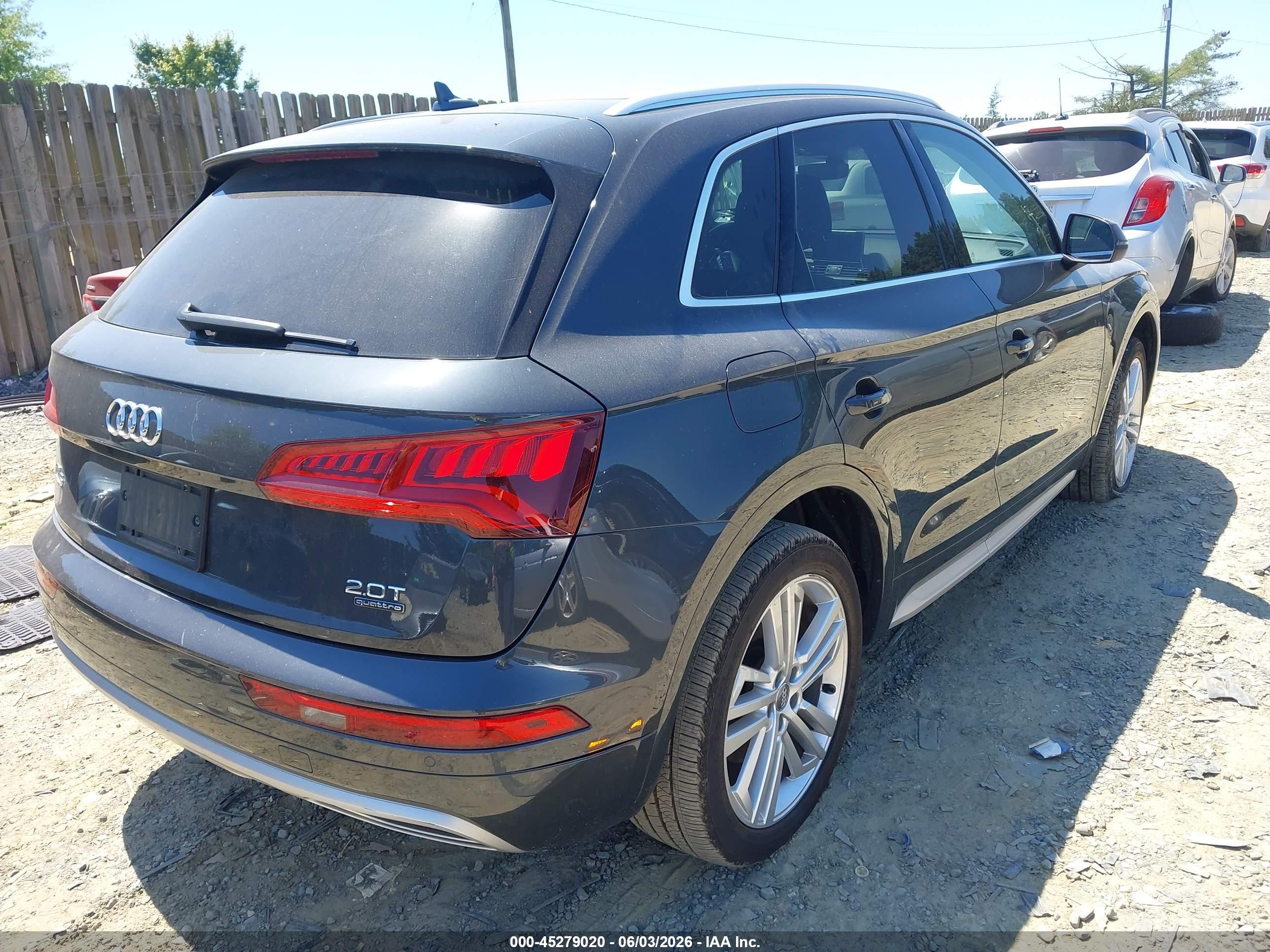 2018 Audi Q5 2.0t Premium/2.0t Tech Premium Black vin: WA1BNAFY3J2194634