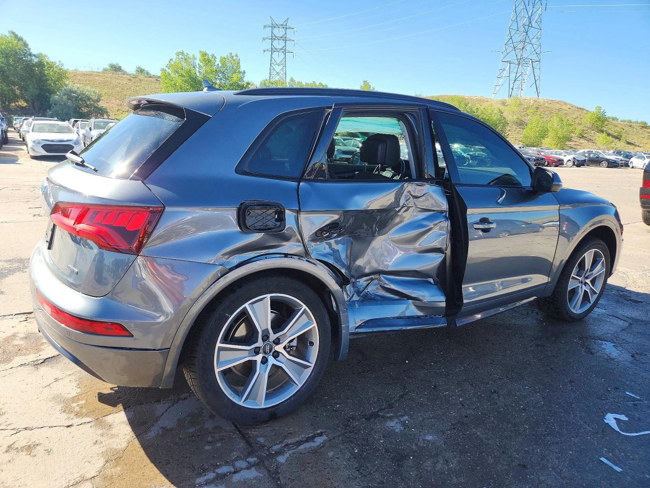 2020 Audi Q5 Premium Plus Gray vin: WA1BNAFY3L2066669