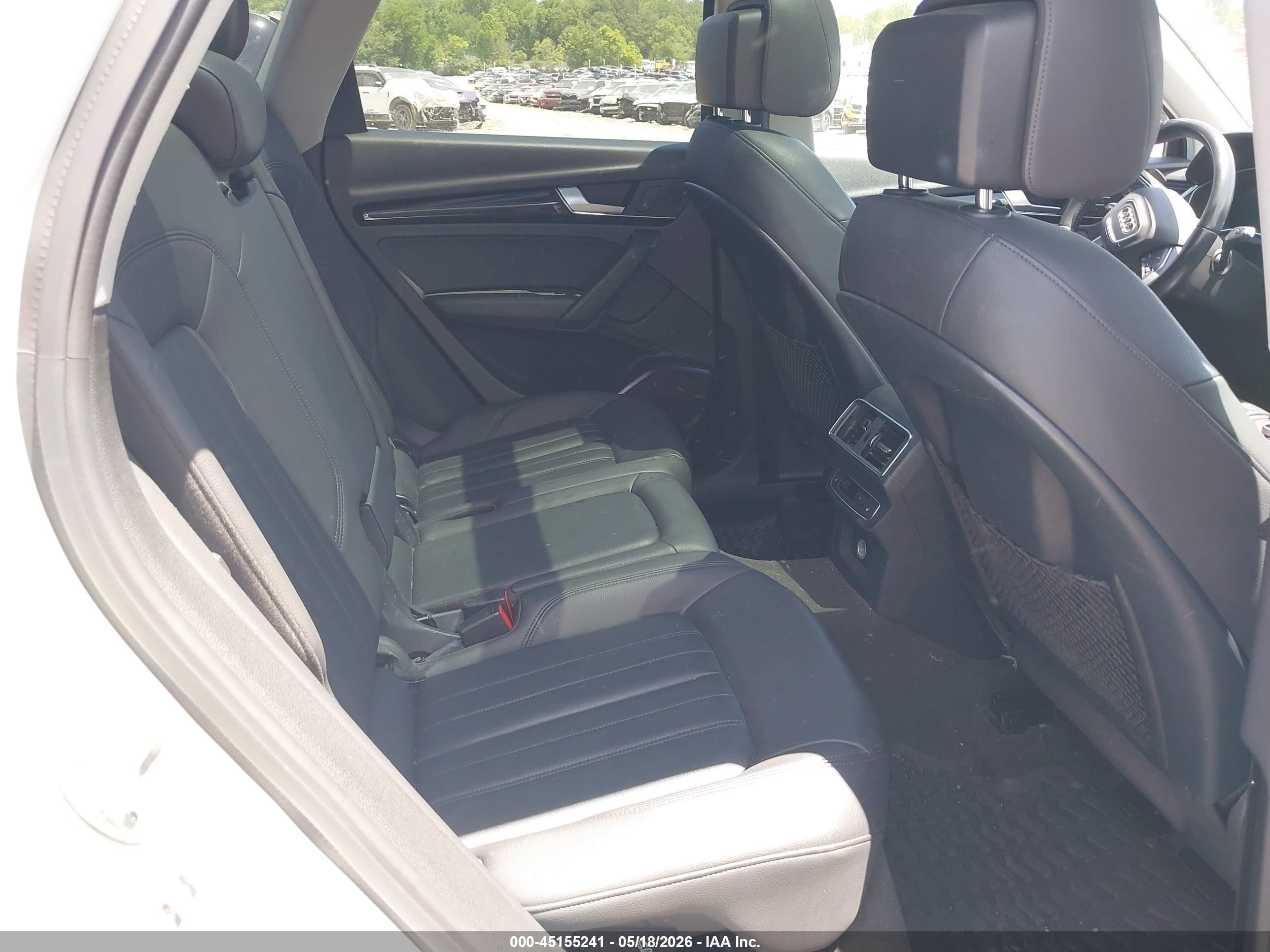 2018 Audi Q5 2.0t Premium/2.0t Tech Premium Белый vin: WA1BNAFY4J2182234