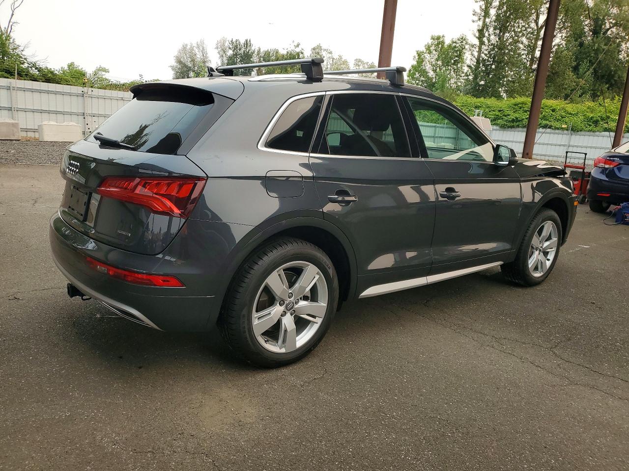 2019 Audi Q5 Premium Plus Gray vin: WA1BNAFY4K2089165