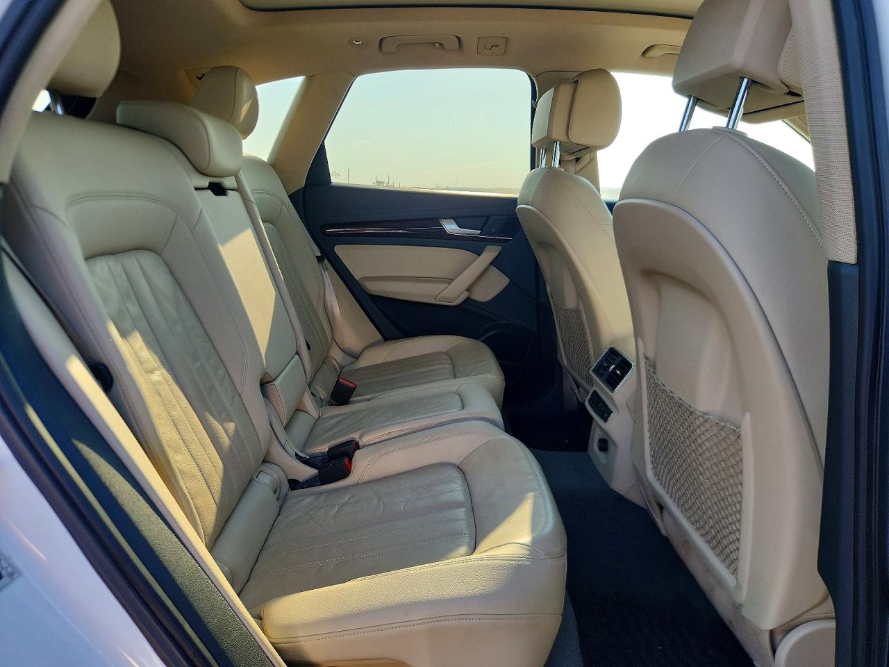 2018 Audi Q5 Premium Plus White vin: WA1BNAFY6J2010769