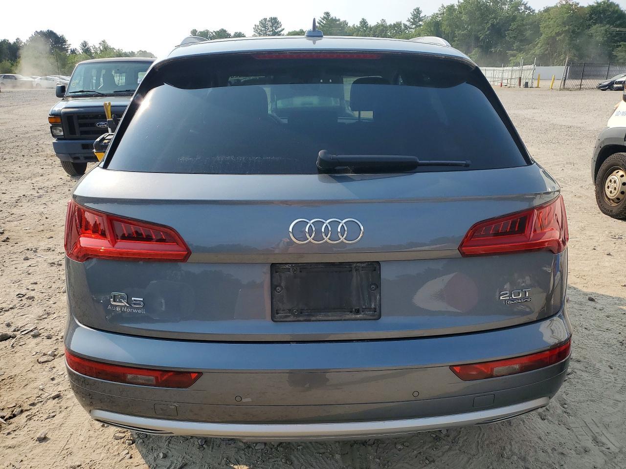 2018 Audi Q5 Premium Plus Gray vin: WA1BNAFY6J2016586