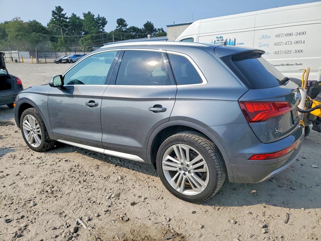 2018 Audi Q5 Premium Plus Gray vin: WA1BNAFY6J2016586