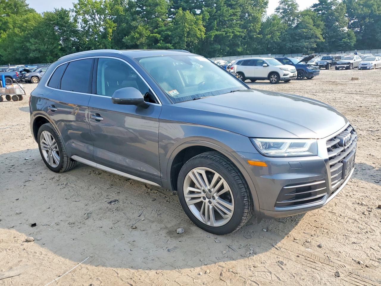 2018 Audi Q5 Premium Plus Gray vin: WA1BNAFY6J2016586