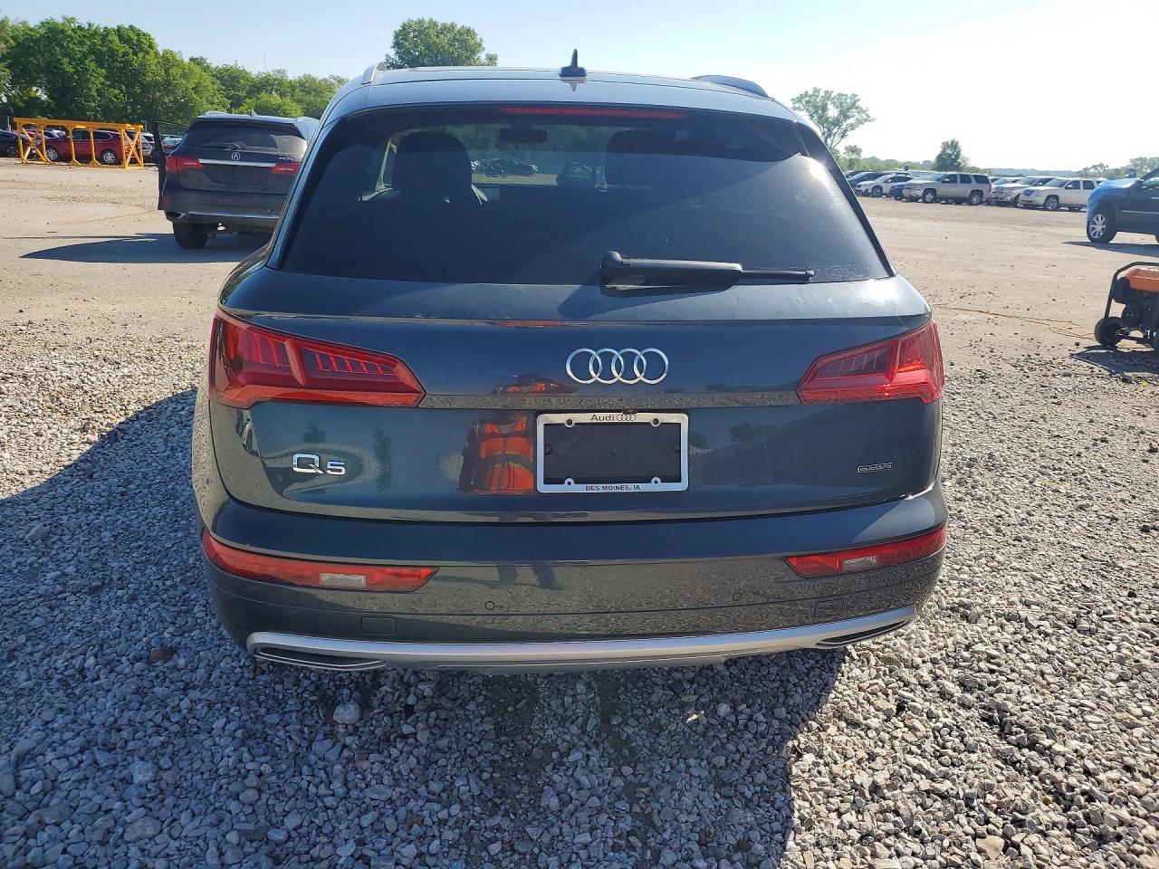 2019 Audi Q5 Premium Plus Charcoal vin: WA1BNAFY6K2133487