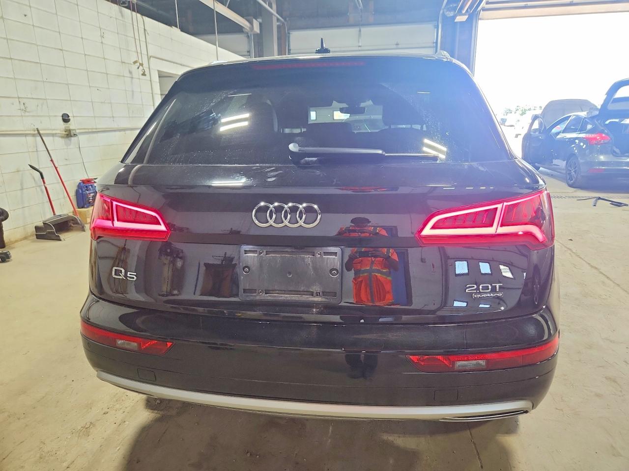 2018 Audi Q5 Premium Plus Черный vin: WA1BNAFY7J2016581