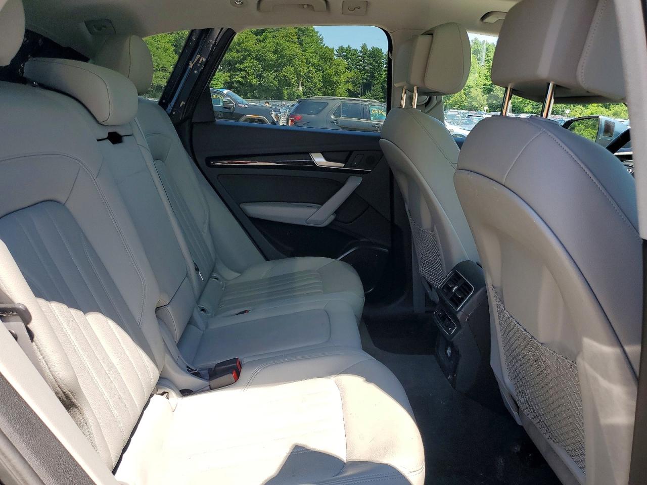 2018 Audi Q5 Blue vin: WA1BNAFY7J2203965