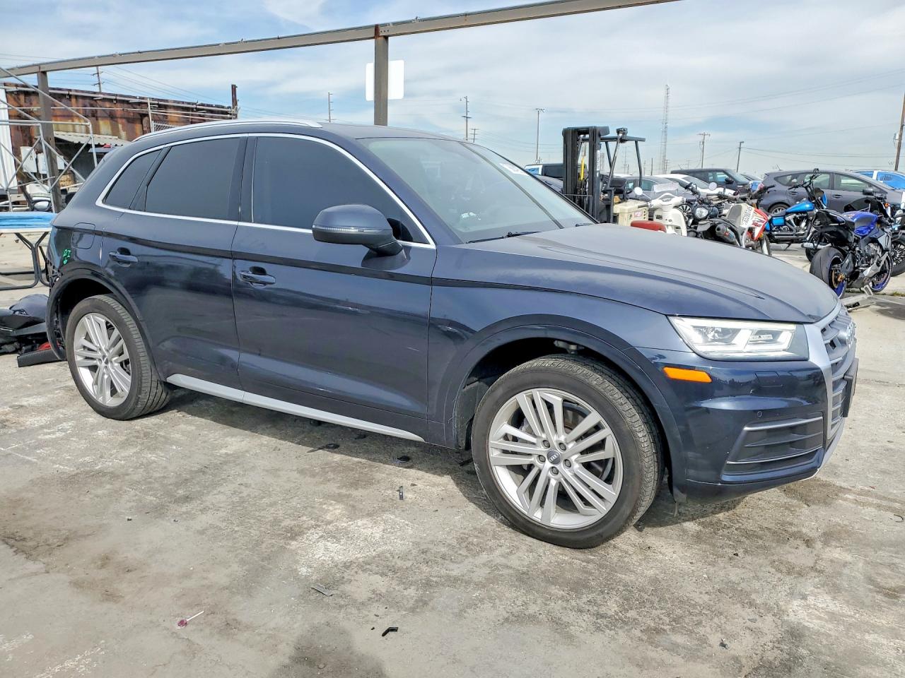 2019 Audi Q5 Premium Plus Blue vin: WA1BNAFY7K2068942