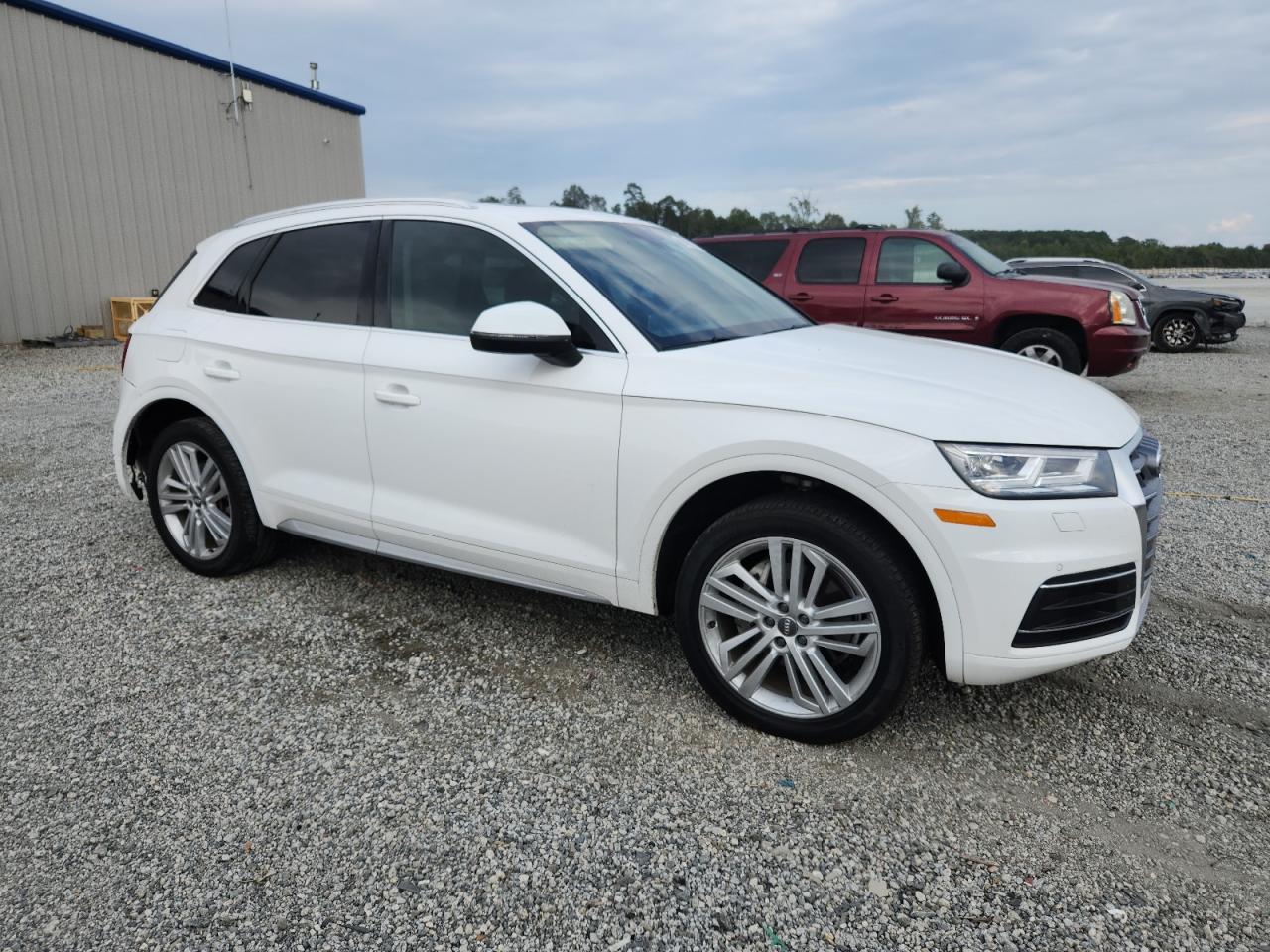 2020 Audi Q5 Premium Plus Белый vin: WA1BNAFY7L2100547