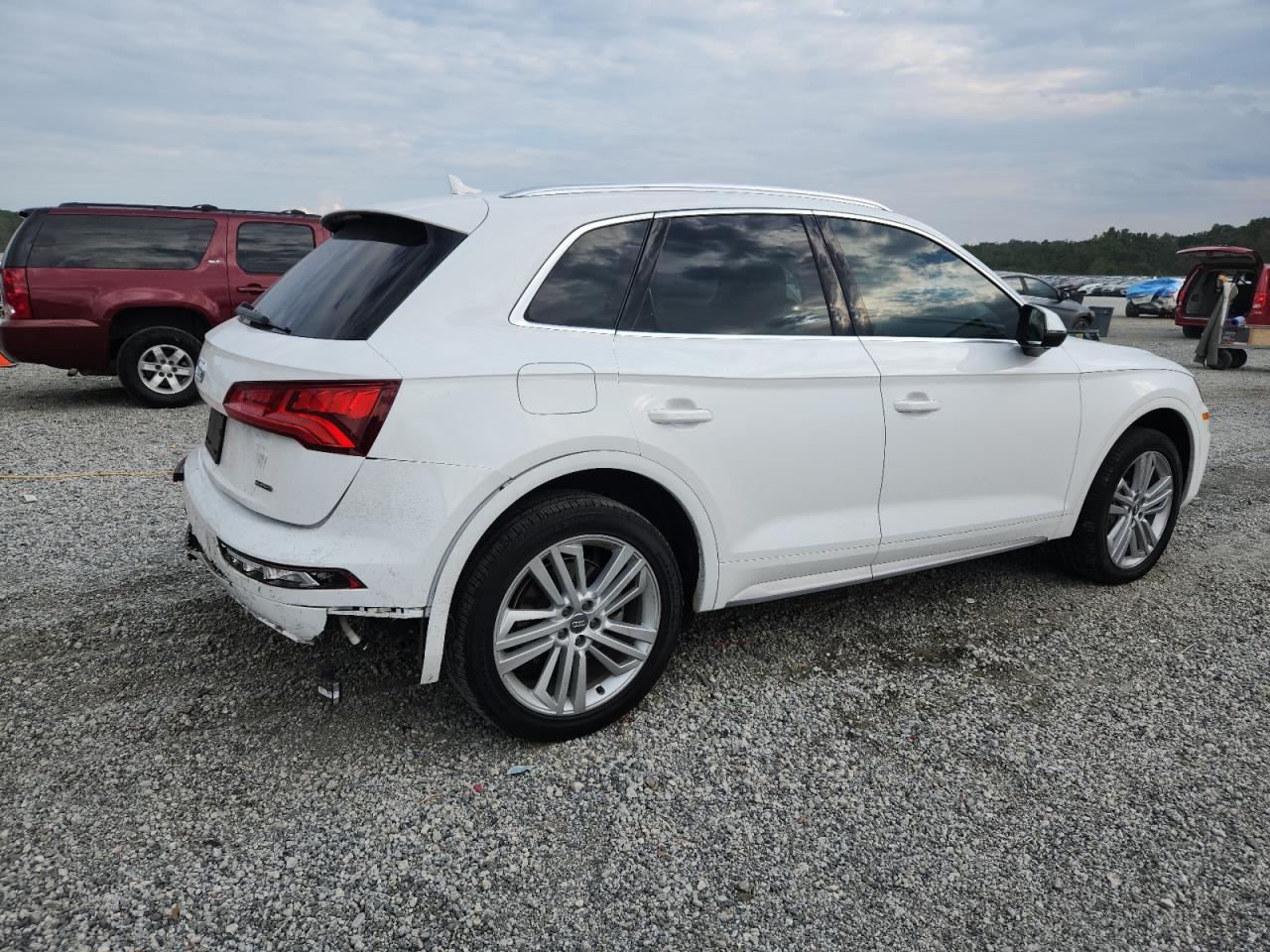 2020 Audi Q5 Premium Plus Белый vin: WA1BNAFY7L2100547