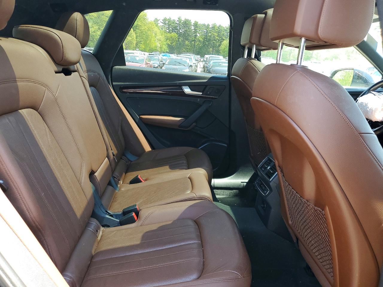 2018 Audi Q5 Premium Plus Синий vin: WA1BNAFY9J2070139