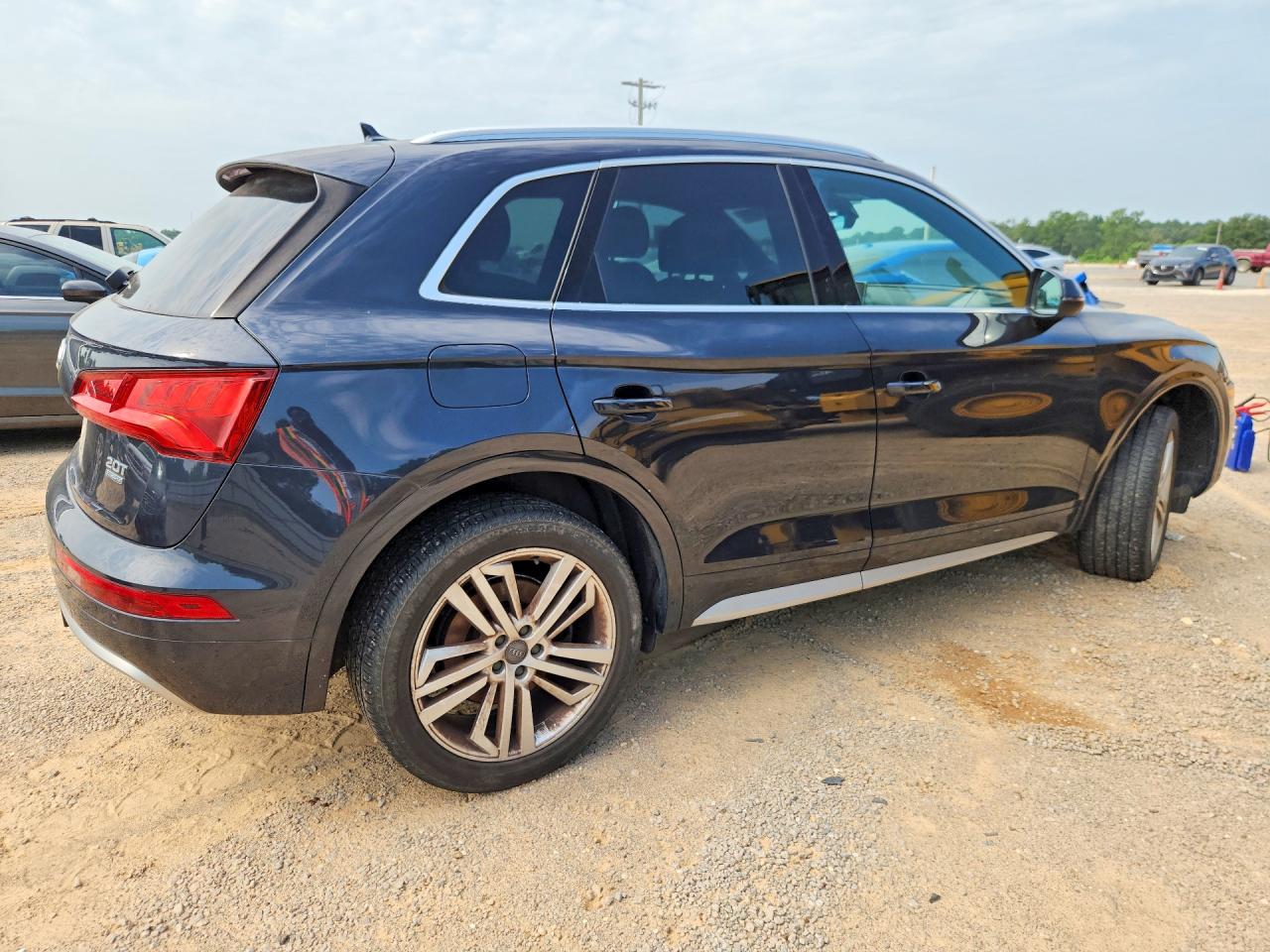 2018 Audi Q5 Premium Plus Синий vin: WA1BNAFYXJ2039191