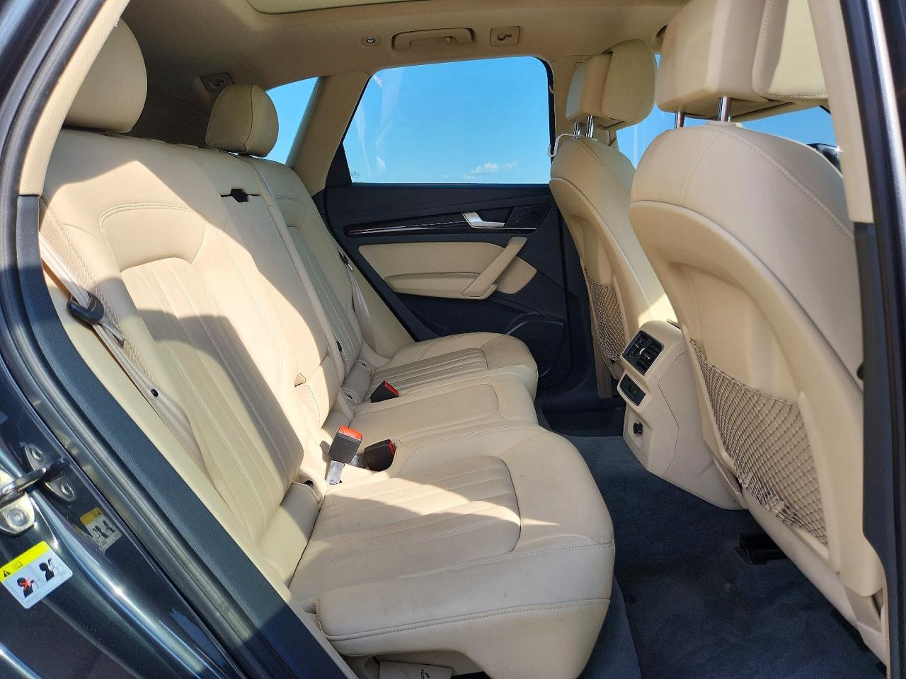 2018 Audi Q5 Premium Plus Gray vin: WA1BNAFYXJ2052149