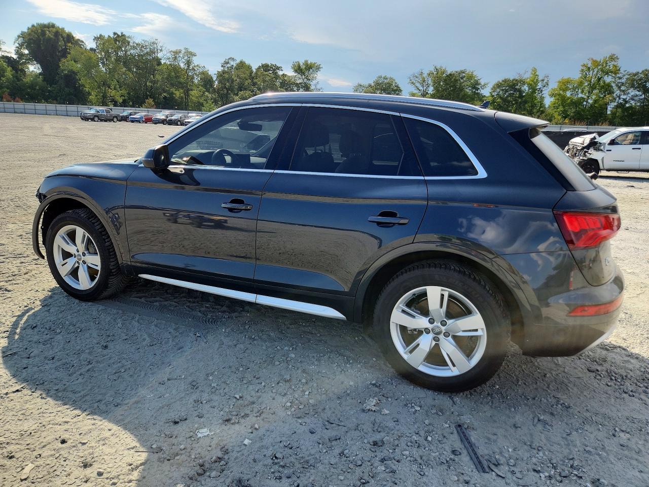 2018 Audi Q5 Premium Plus Gray vin: WA1BNAFYXJ2052149