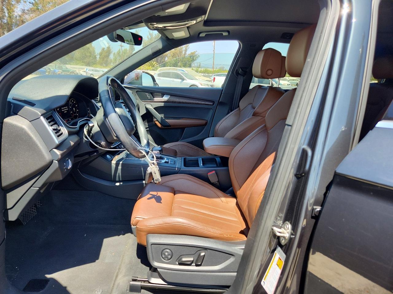 2018 Audi Q5 Premium Plus Gray vin: WA1BNAFYXJ2091159