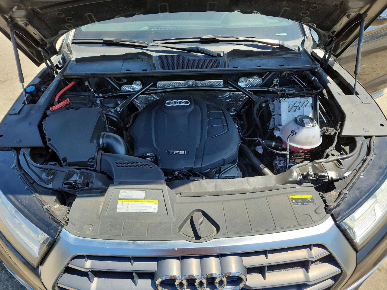 2018 Audi Q5 Premium Plus Gray vin: WA1BNAFYXJ2091159