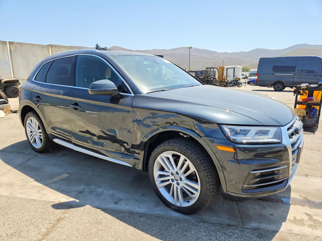 2018 Audi Q5 Premium Plus Gray vin: WA1BNAFYXJ2091159