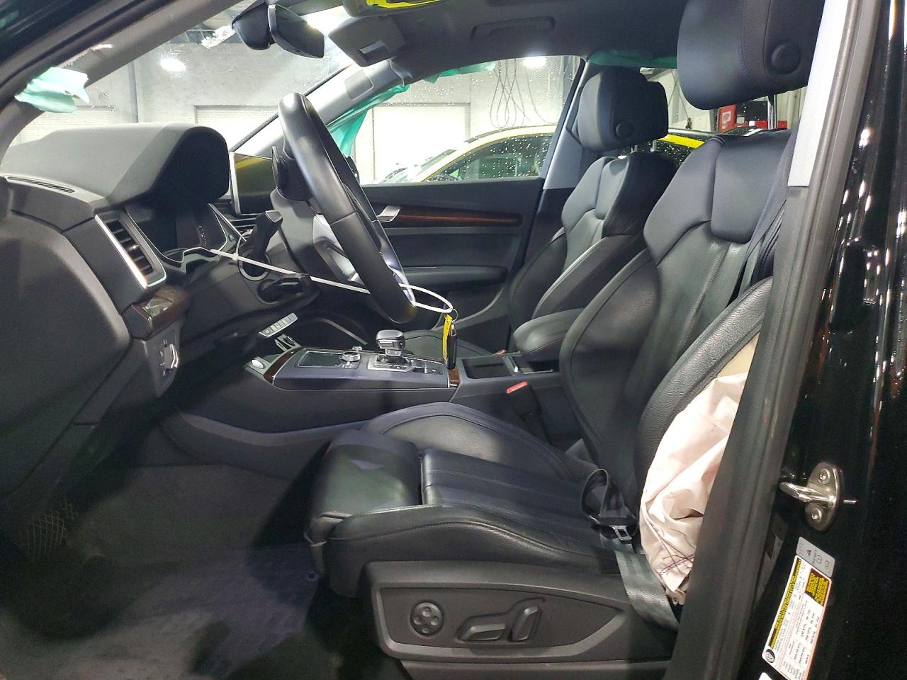 2018 Audi Q5 Premium Plus Черный vin: WA1BNAFYXJ2213101