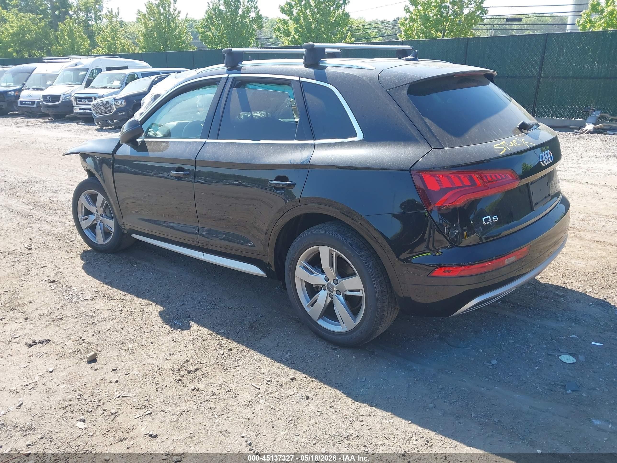 2019 Audi Q5 45 Premium Black vin: WA1BNAFYXK2045333