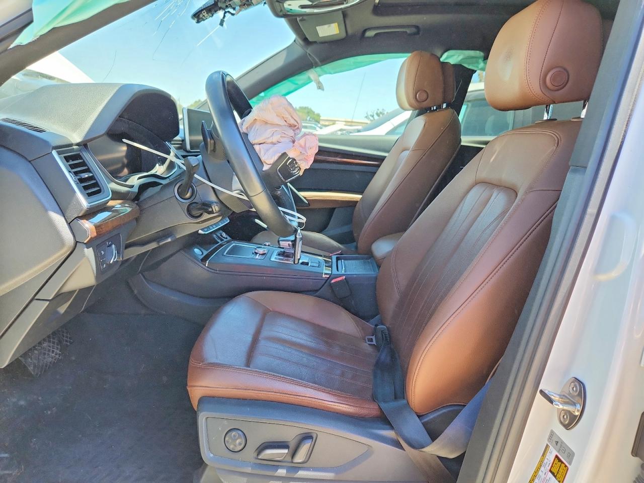 2019 Audi Q5 Premium Plus White vin: WA1BNAFYXK2093236