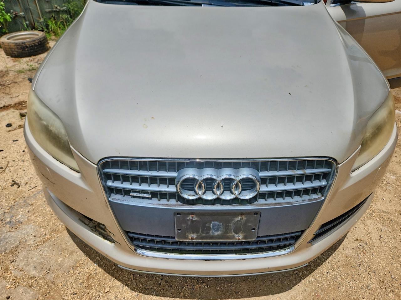 2007 Audi Q7 4.2 Quattro Premium Beige vin: WA1BV74L07D072241