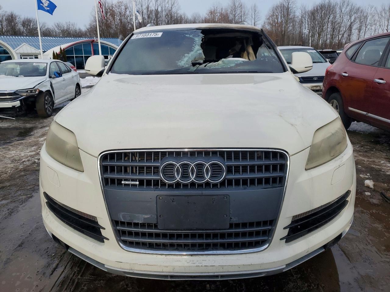 2007 Audi Q7 4.2 Quattro Premium White vin: WA1BV74L47D063770