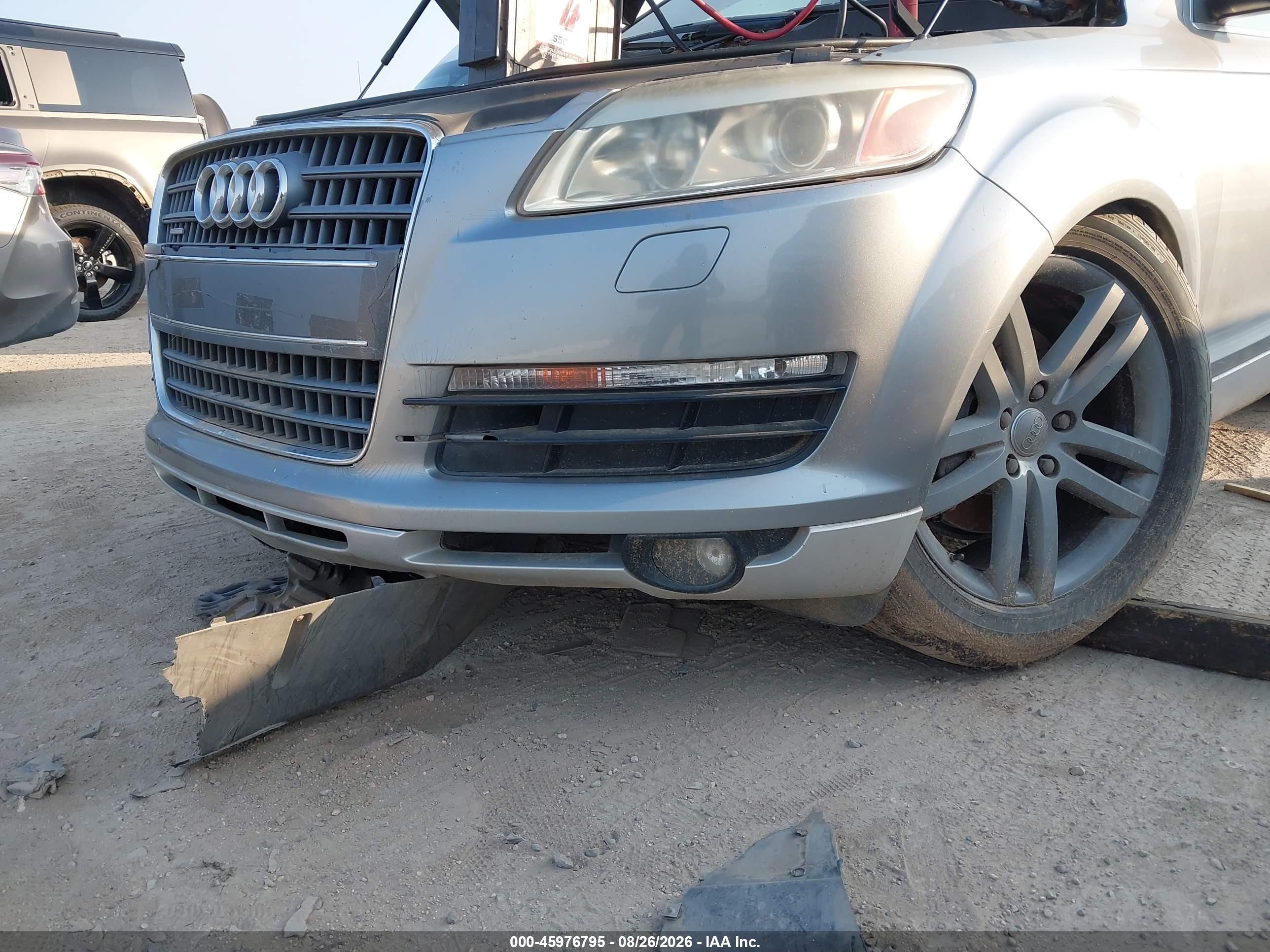 2007 Audi Q7 4.2 Premium Silver vin: WA1BV94L57D075034