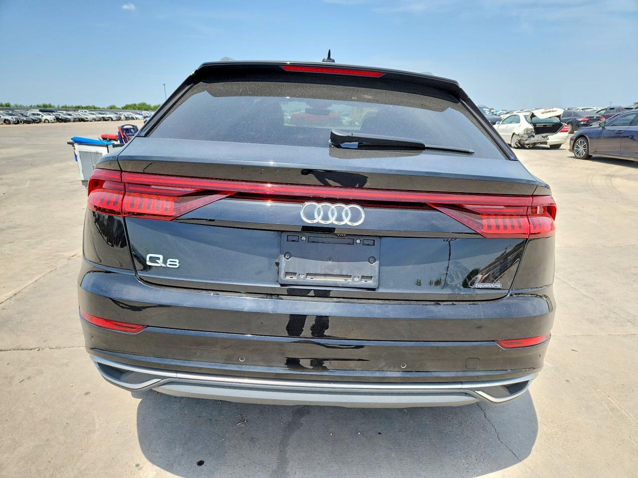 2023 Audi Q8 Premium Plus Черный vin: WA1BVBF17PD008552