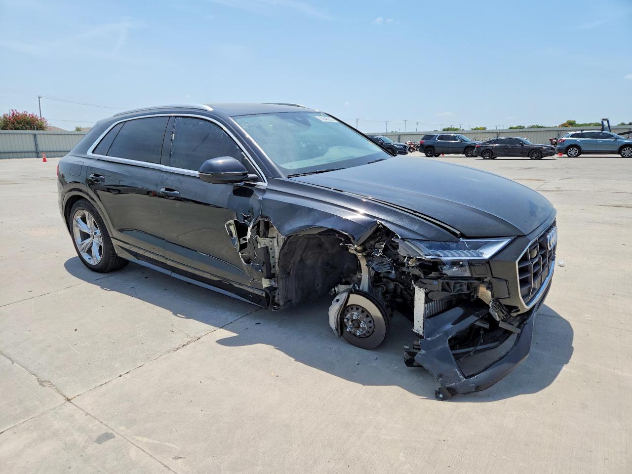 2023 Audi Q8 Premium Plus Черный vin: WA1BVBF17PD008552