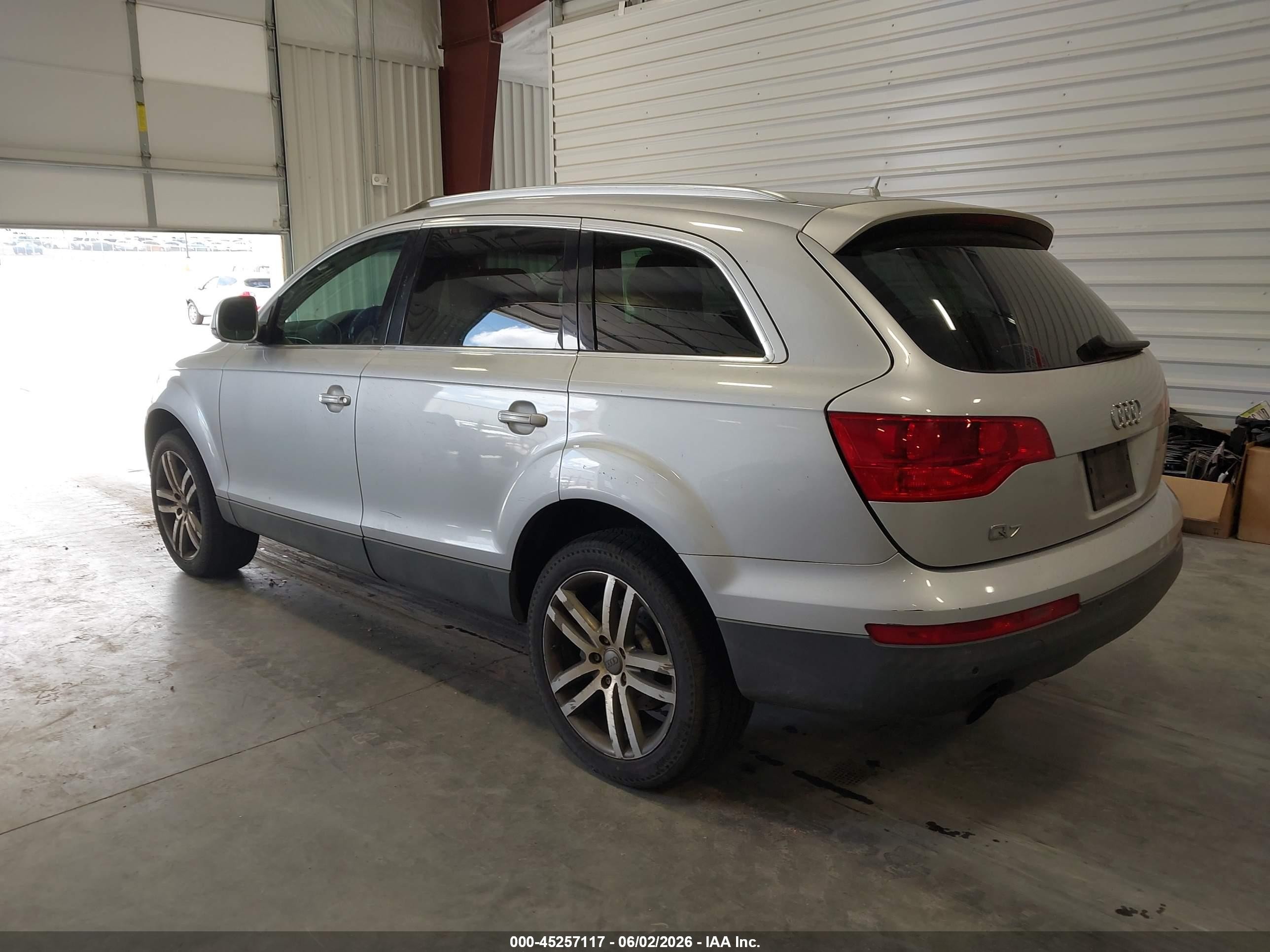 2008 Audi Q7 3.6 Premium Silver vin: WA1BY74L58D020502
