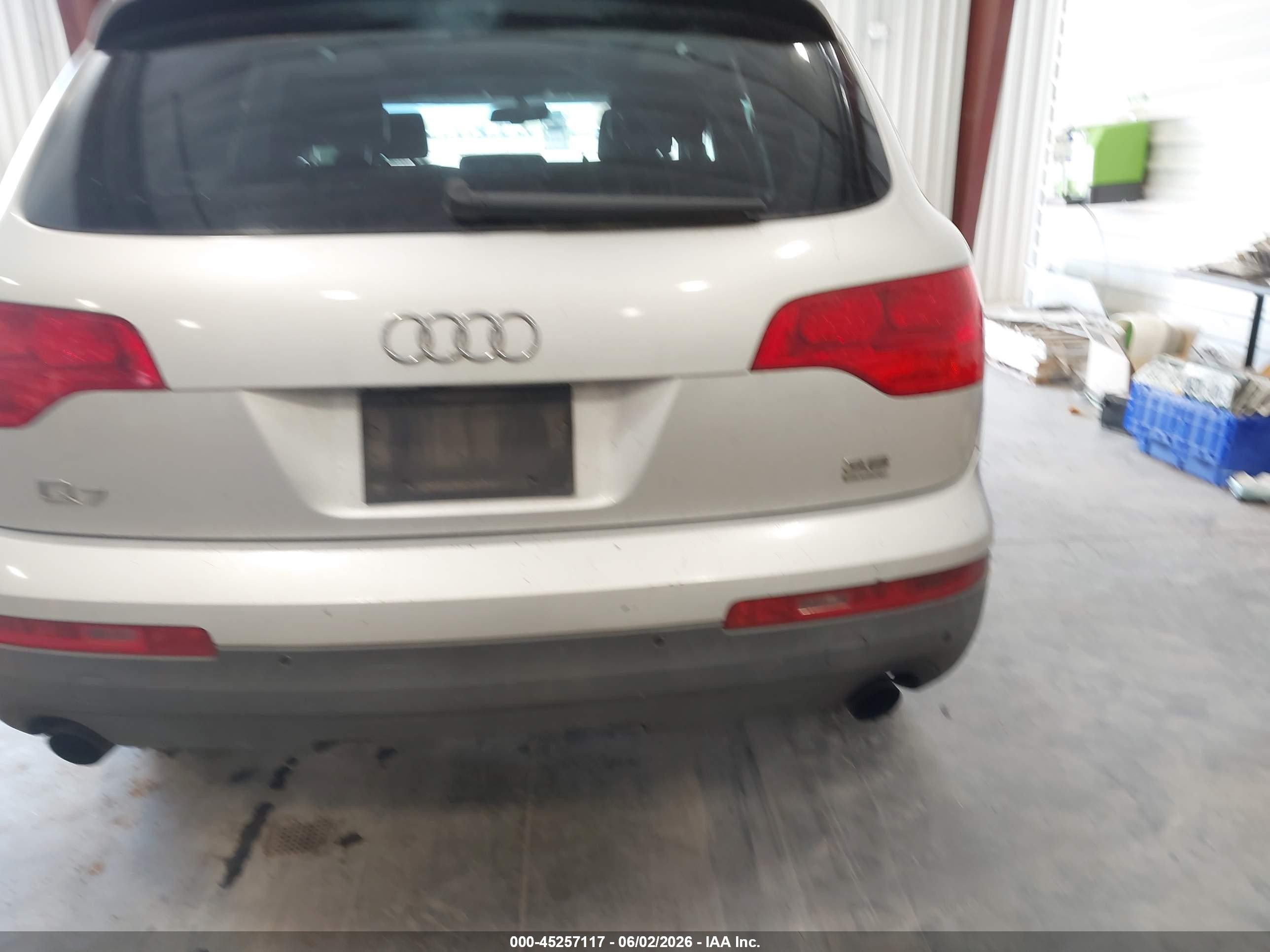 2008 Audi Q7 3.6 Premium Silver vin: WA1BY74L58D020502