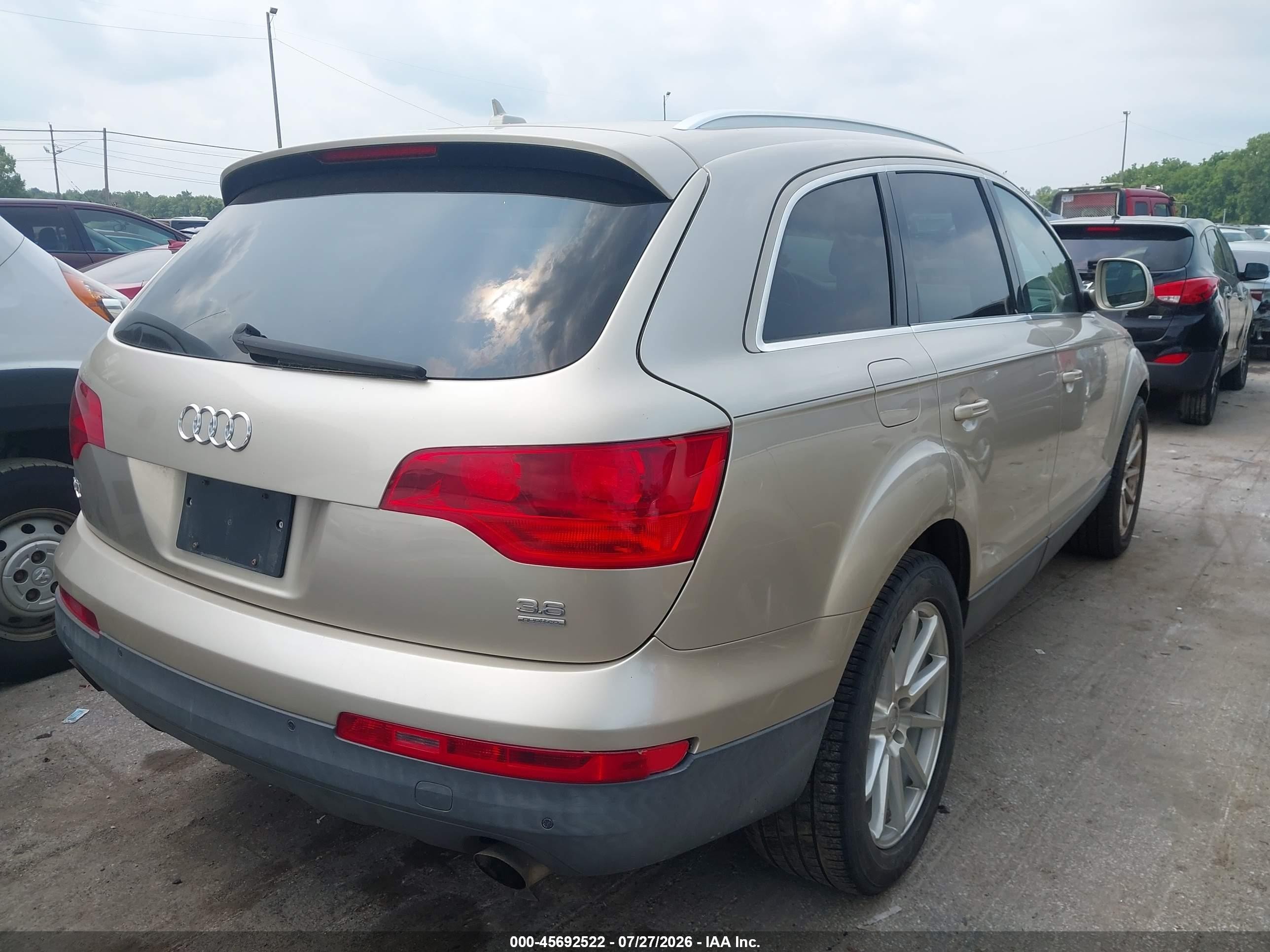 2007 Audi Q7 3.6 Premium Gold vin: WA1BY74L87D083981