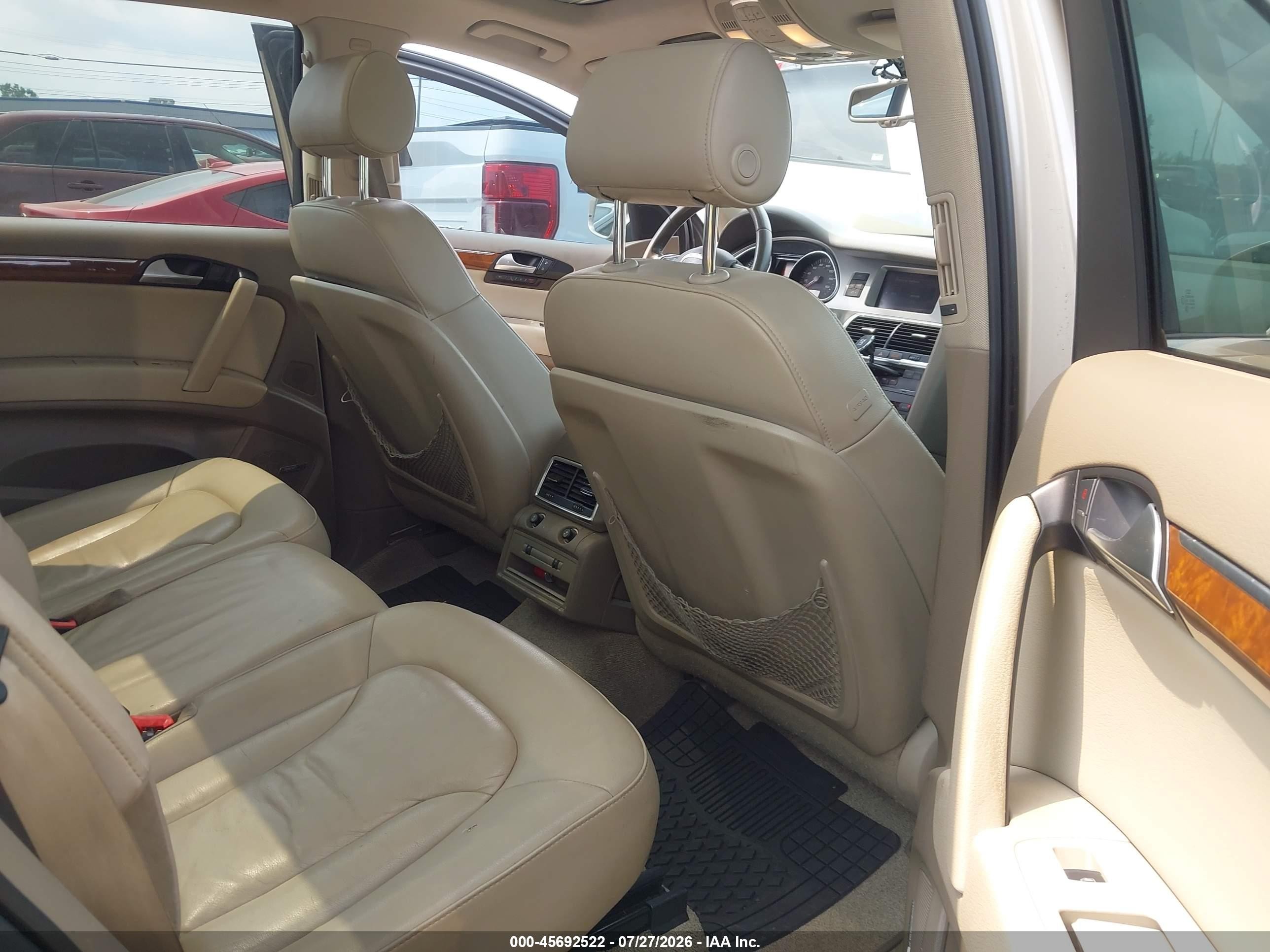 2007 Audi Q7 3.6 Premium Gold vin: WA1BY74L87D083981