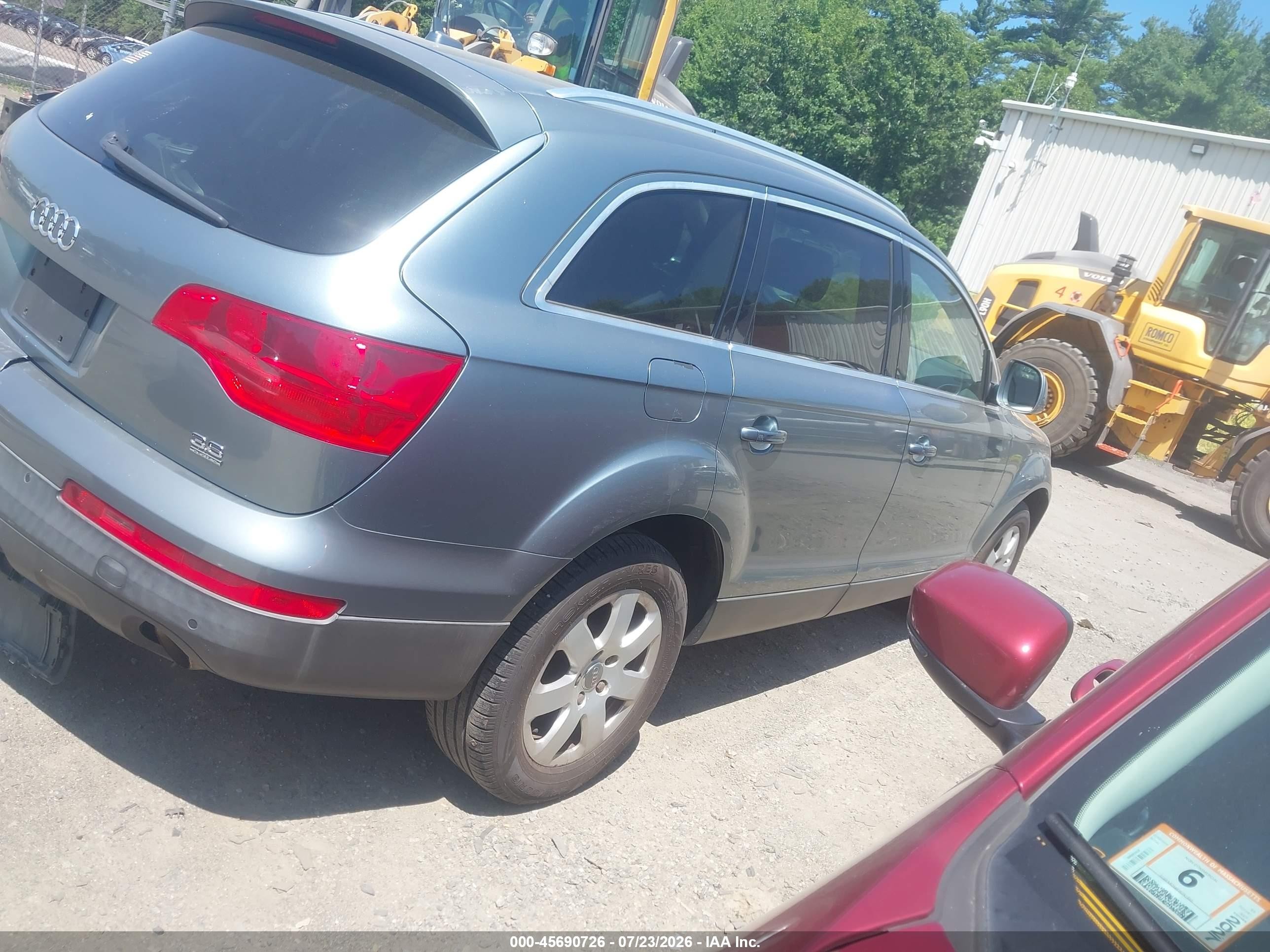 2007 Audi Q7 3.6 Premium Gray vin: WA1BY74L87D093944
