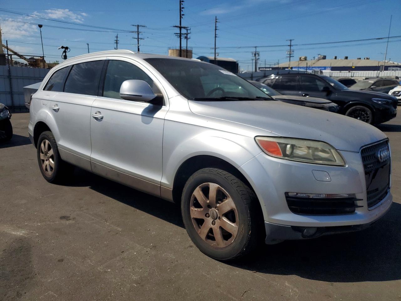 2007 Audi Q7 3.6 Quattro Premium Silver vin: WA1BY74L97D090003