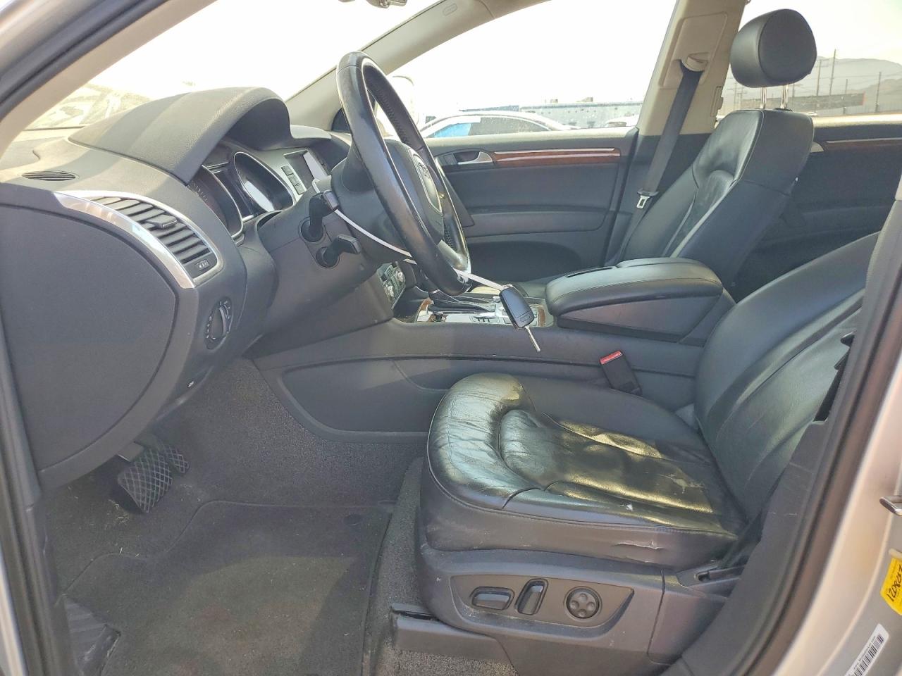 2007 Audi Q7 3.6 Quattro Premium Silver vin: WA1BY74L97D090003