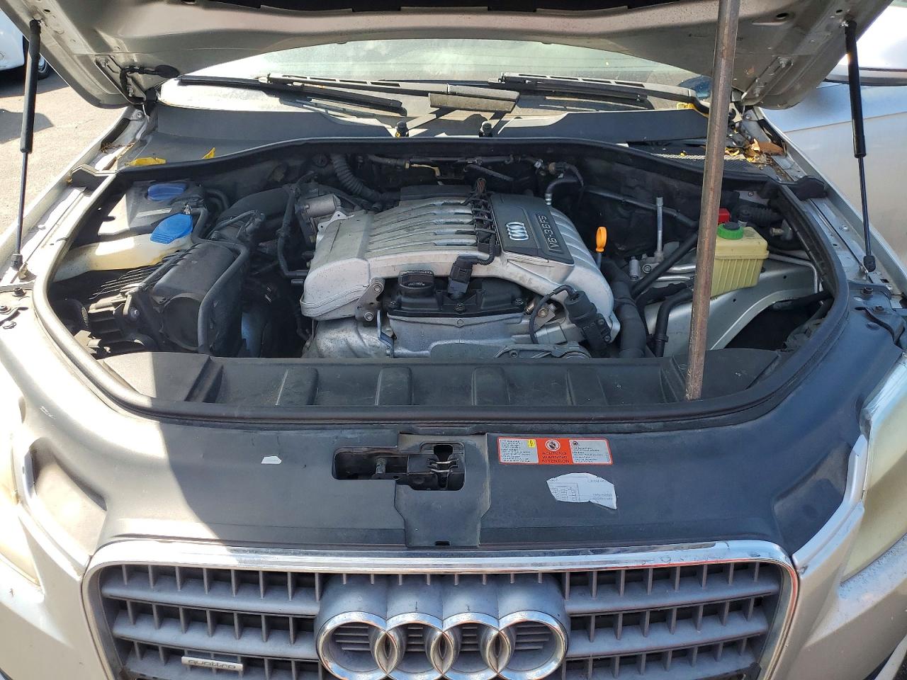 2007 Audi Q7 3.6 Quattro Premium Silver vin: WA1BY74L97D090003