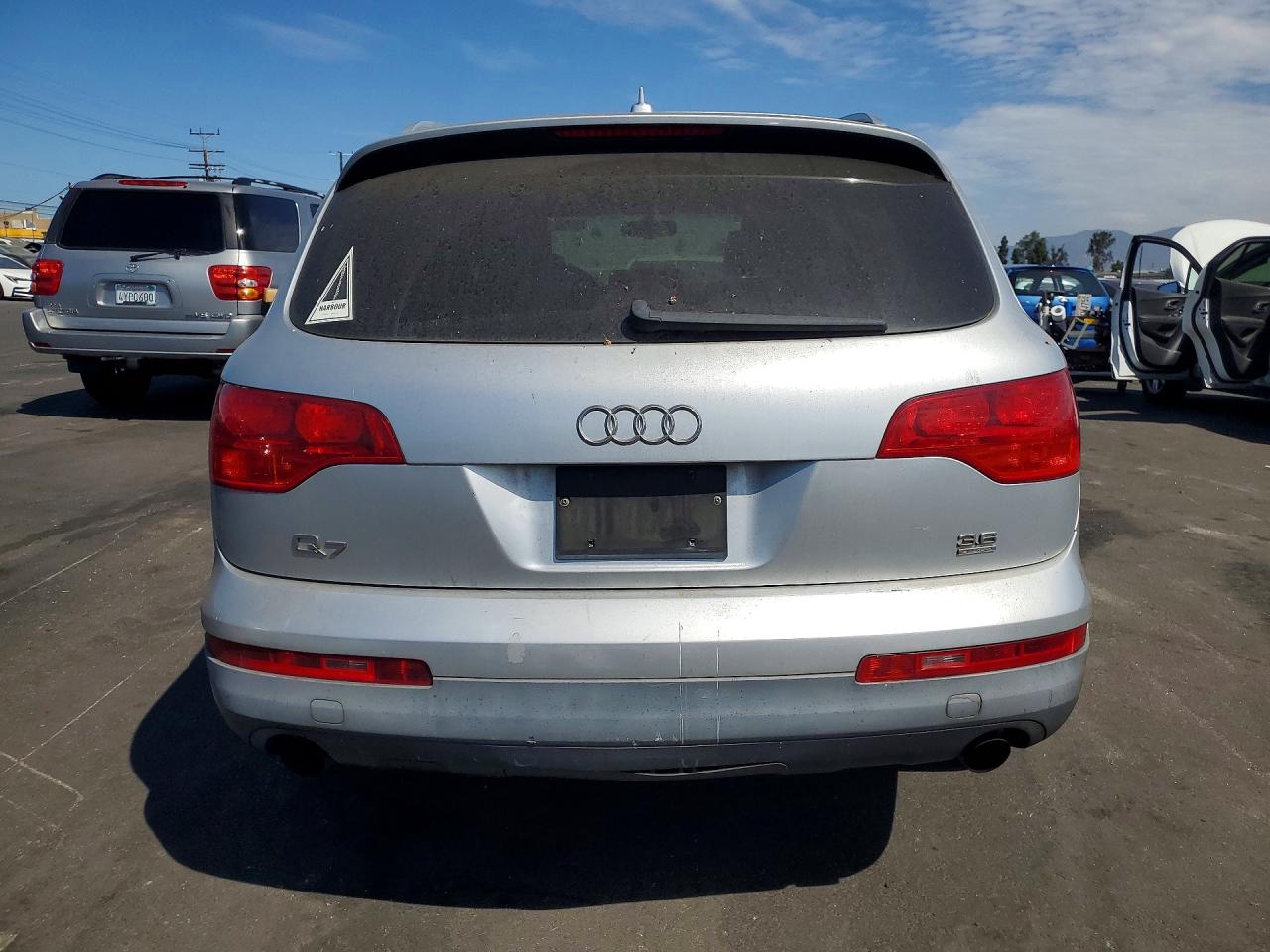 2007 Audi Q7 3.6 Quattro Premium Silver vin: WA1BY74L97D090003