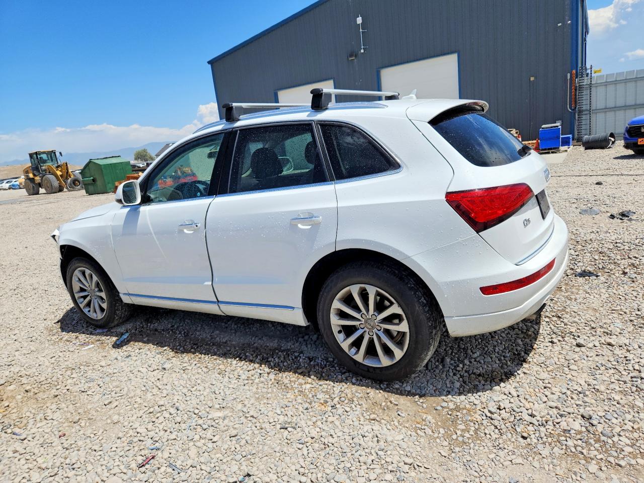 2017 Audi Q5 Premium White vin: WA1C2AFP1HA001174