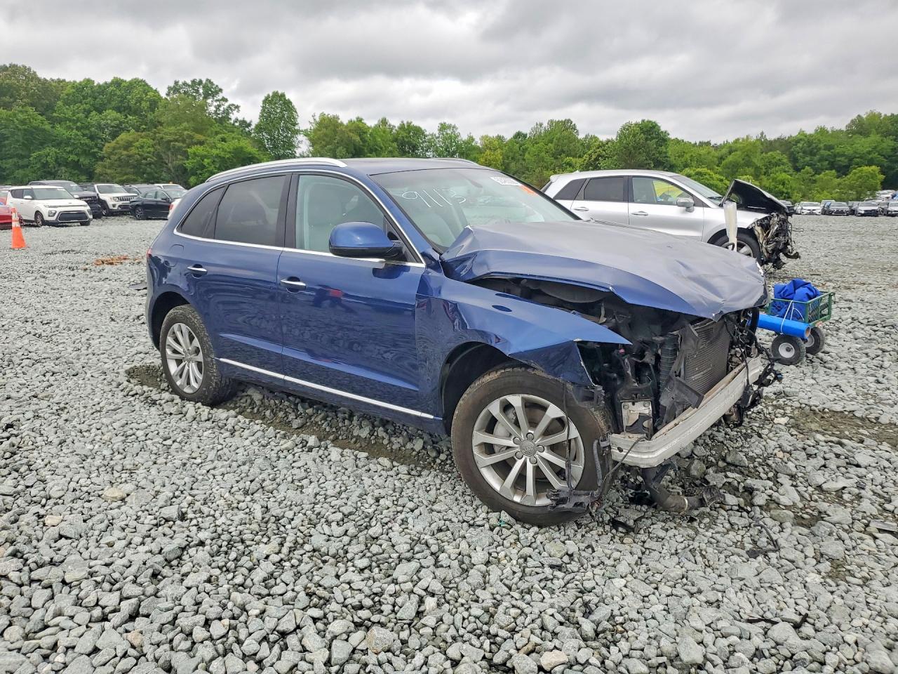 2016 Audi Q5 Premium Blue vin: WA1C2AFP9GA059113