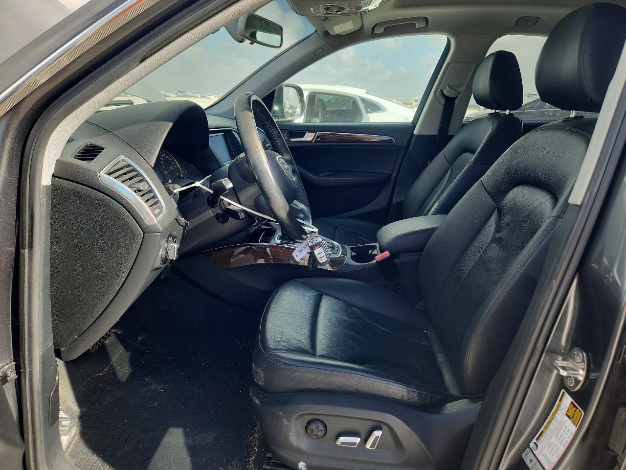 2017 Audi Q5 Premium Gray vin: WA1C2AFP9HA077323