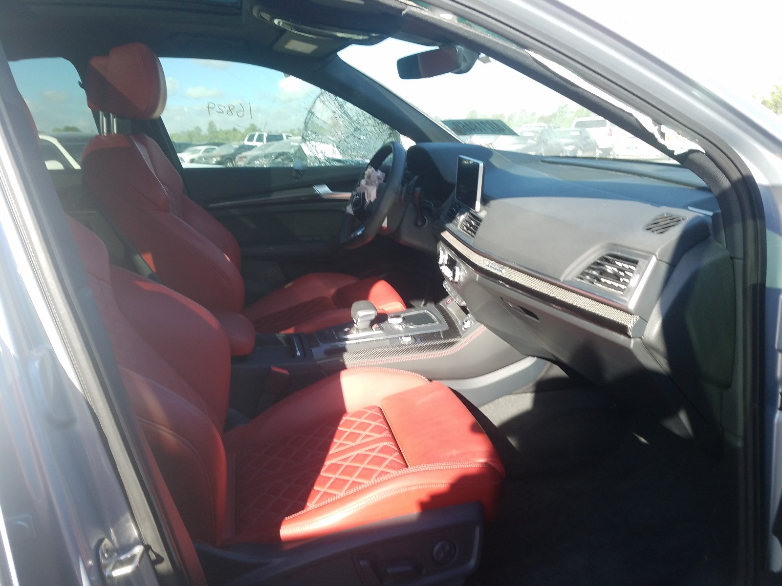 2018 Audi Sq5 Prestige Silver vin: WA1C4AFY4J2156787