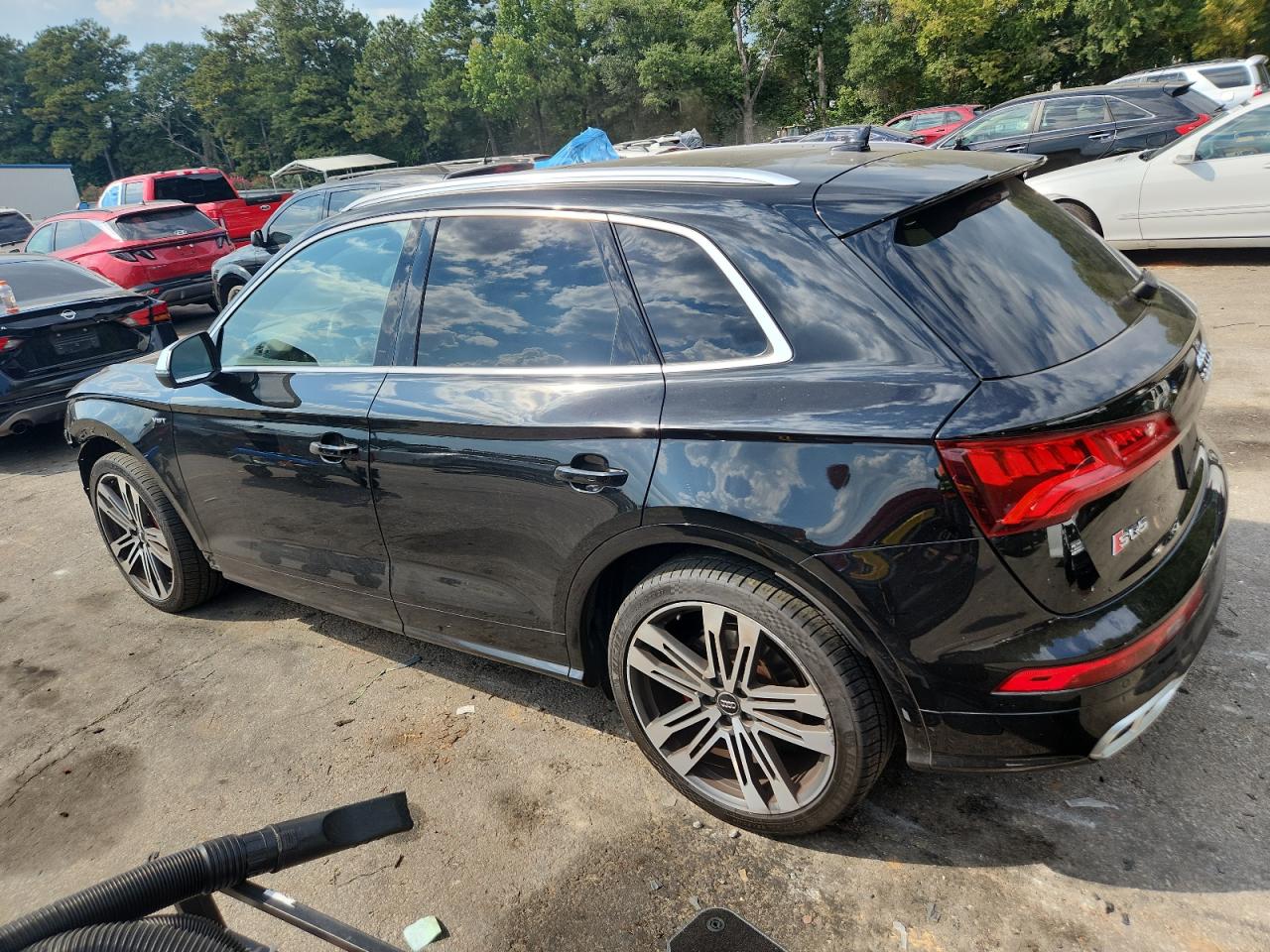 2018 Audi Sq5 Prestige Черный vin: WA1C4AFY6J2039163