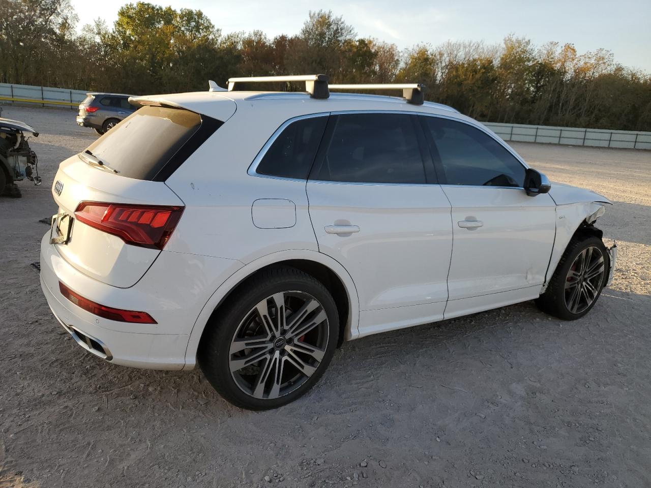 2018 Audi Sq5 Prestige White vin: WA1C4AFY8J2242457